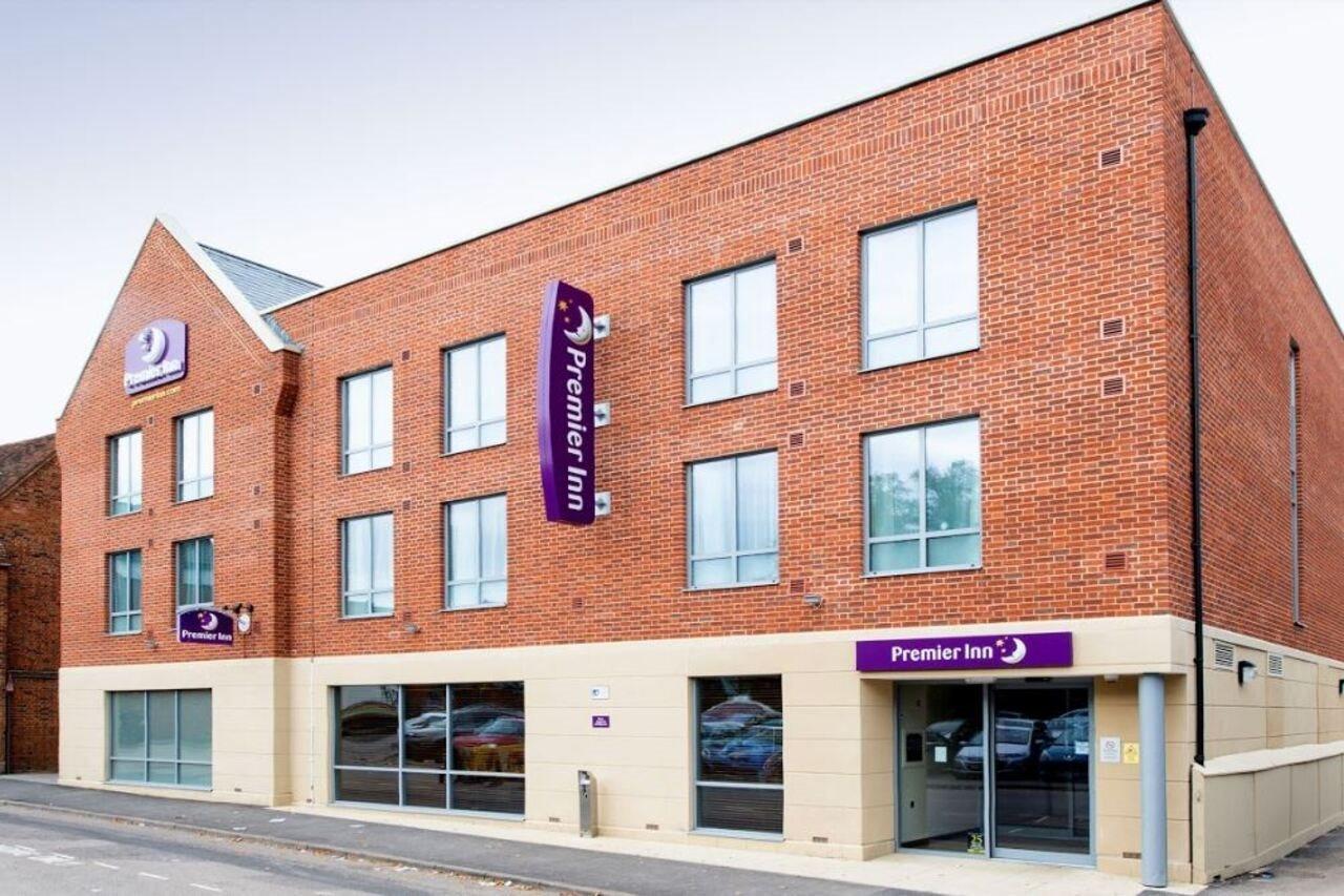 Premier Inn Hitchin Town Centre Exterior foto