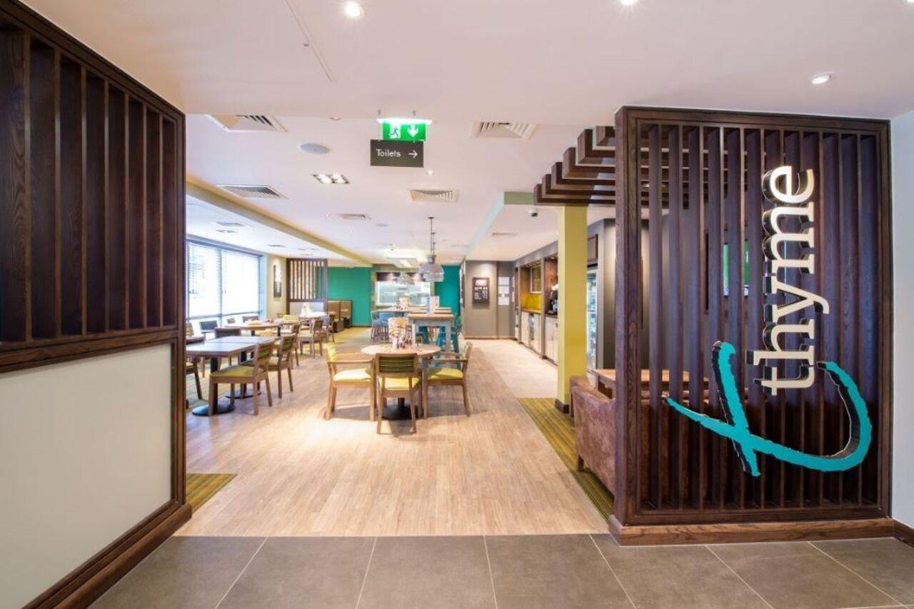 Premier Inn Hitchin Town Centre Exterior foto